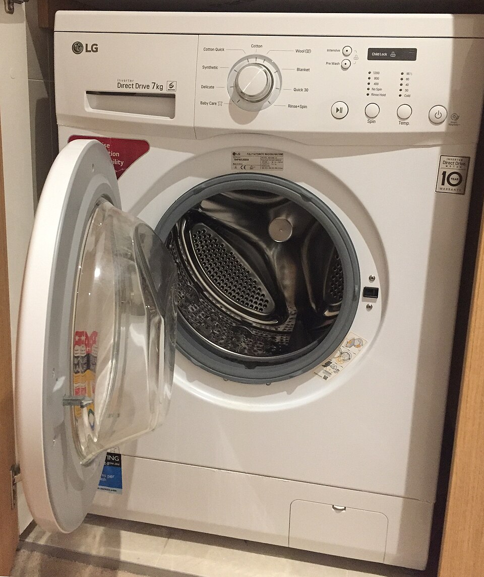 ماشین لباسشویی ۹ کیلویی ال‌جی — LG 9kg Washing Machine